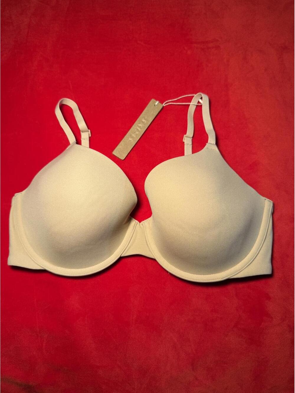 Skims Fits Everybody T Shirt Bra Color Sand Size 34DDD